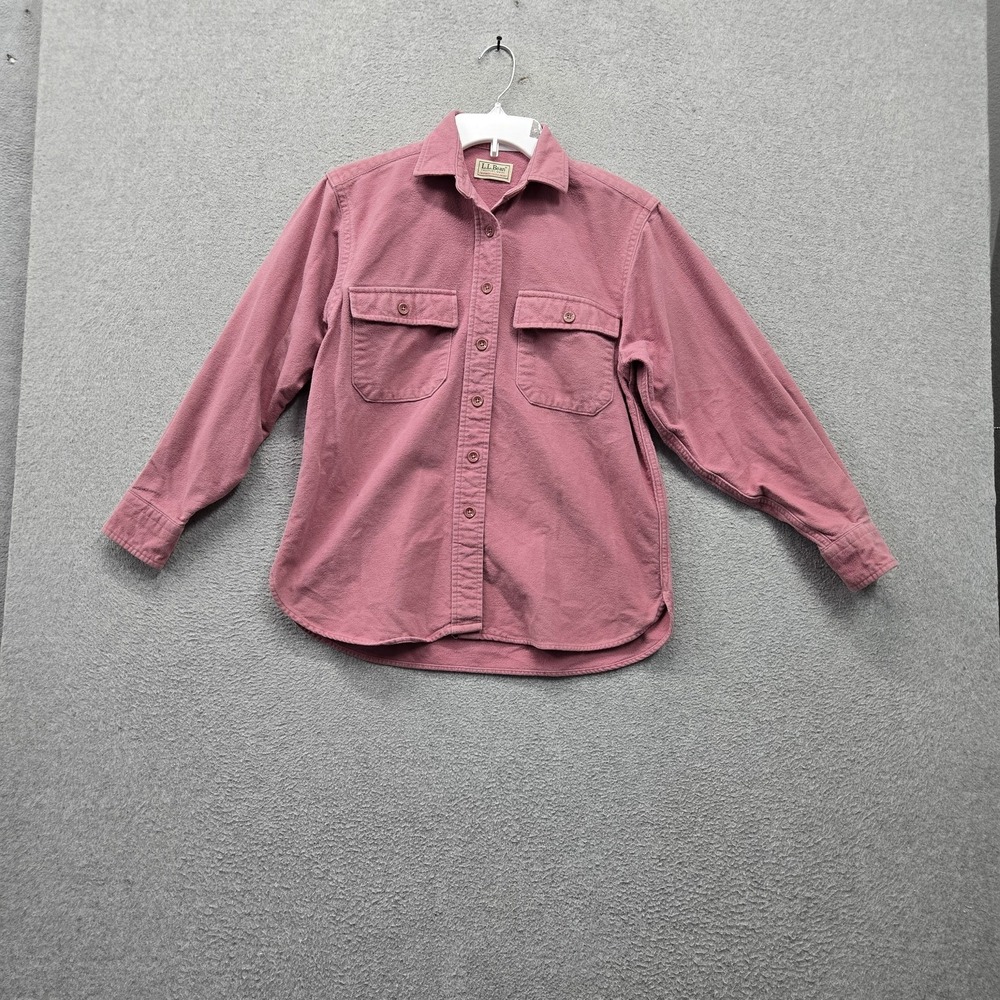 VINTAGE L.L. Bean Women Button Up Shirt 6 Pink Chamois Cloth Shirt Made In USA